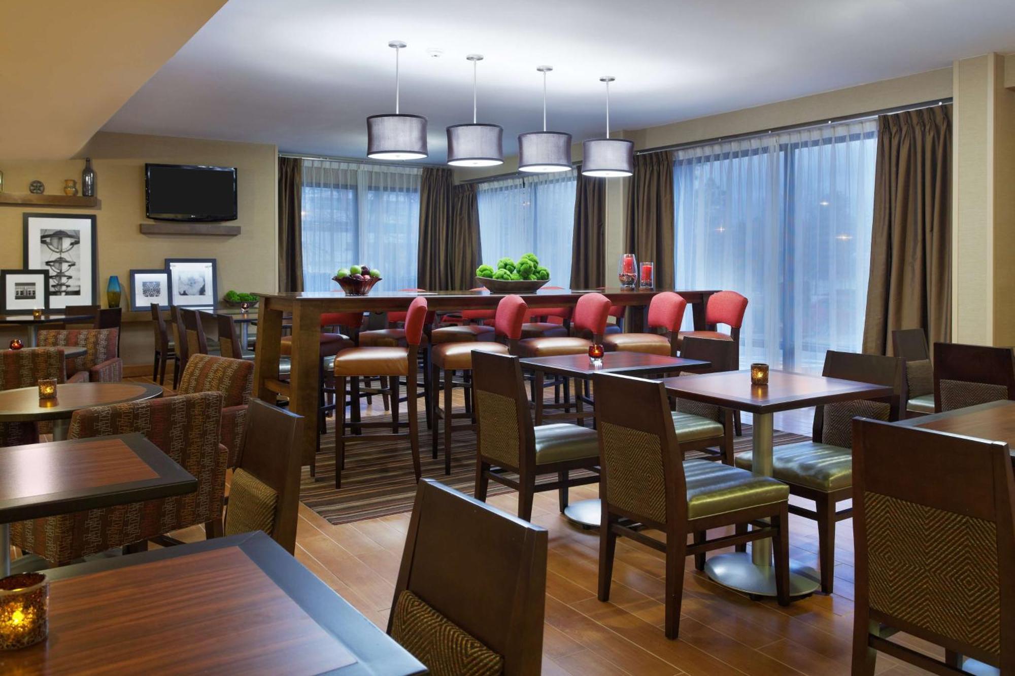 Hampton Inn Raleigh Кэри Экстерьер фото