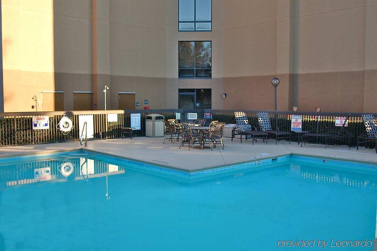 Hampton Inn Raleigh Кэри Удобства фото