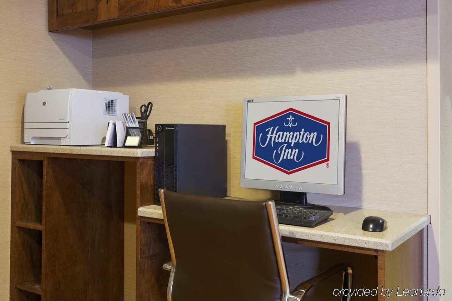 Hampton Inn Raleigh Кэри Экстерьер фото